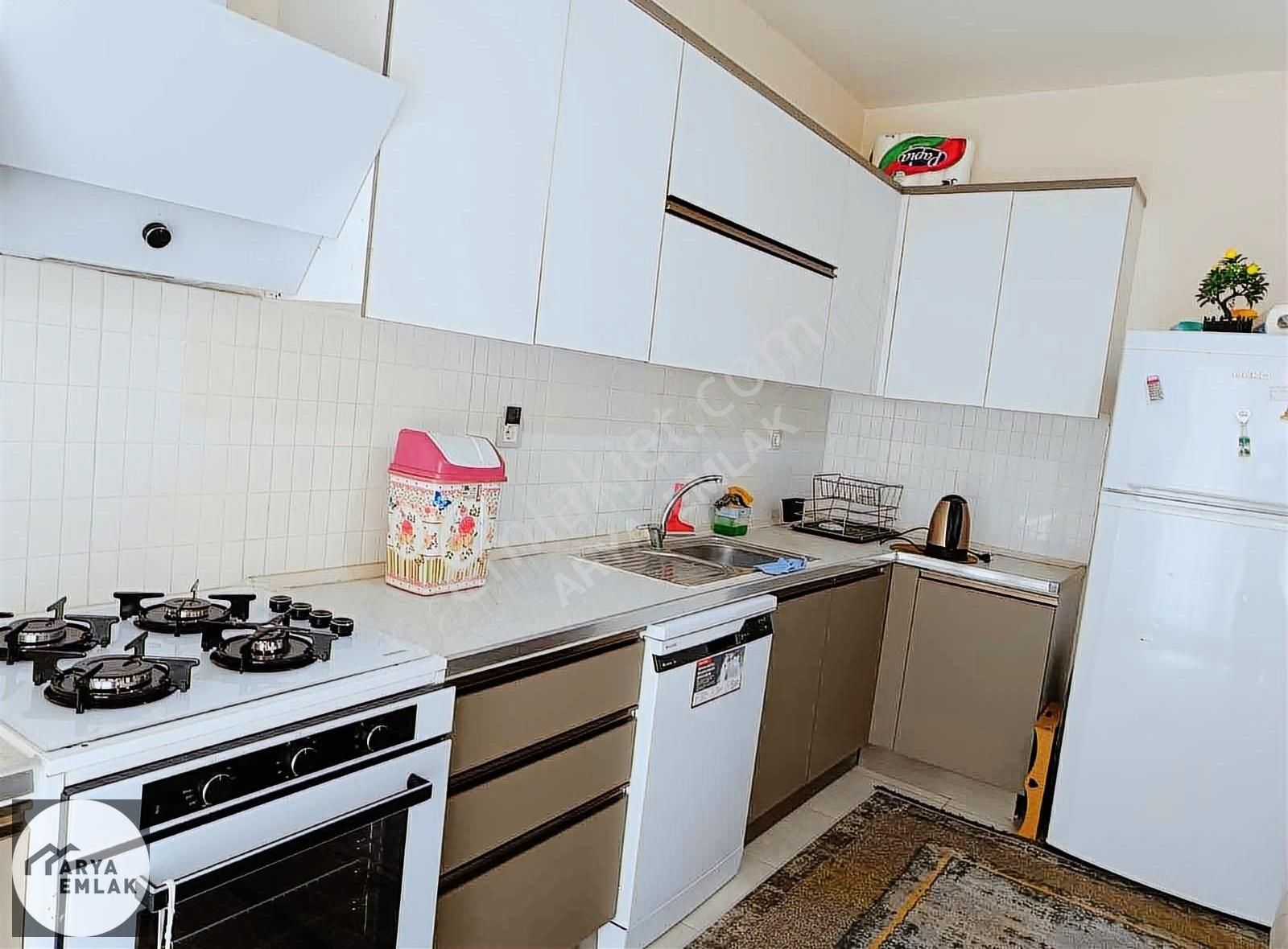 Arya Emlaktan Abdülkadirpaşa Mah Tokide Satılık 3+1 175m2 Daire