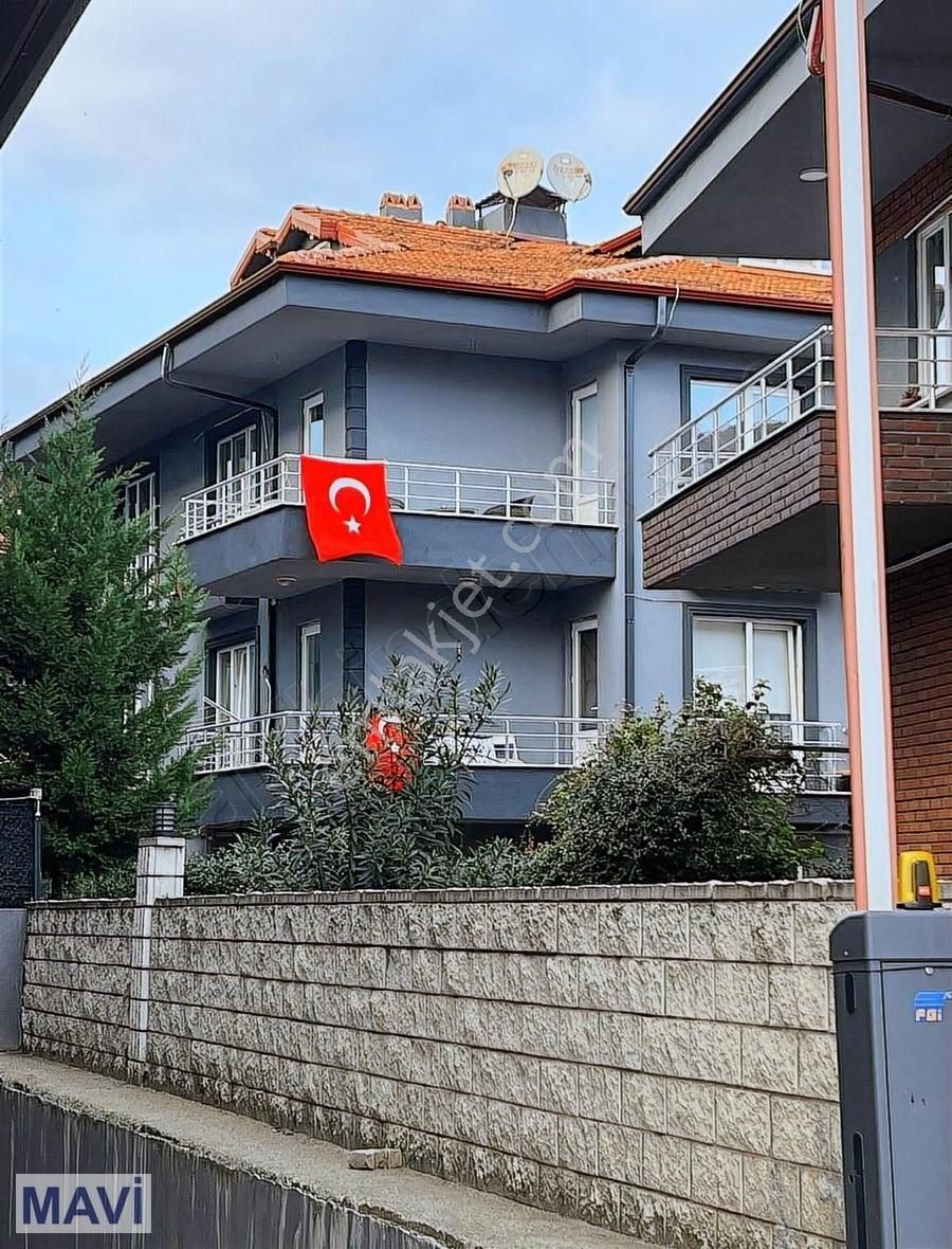 Remax Mavi'den Serdivanda Avm Karşısında Satılık 5+1 Çatı Dublex - Görsel 6