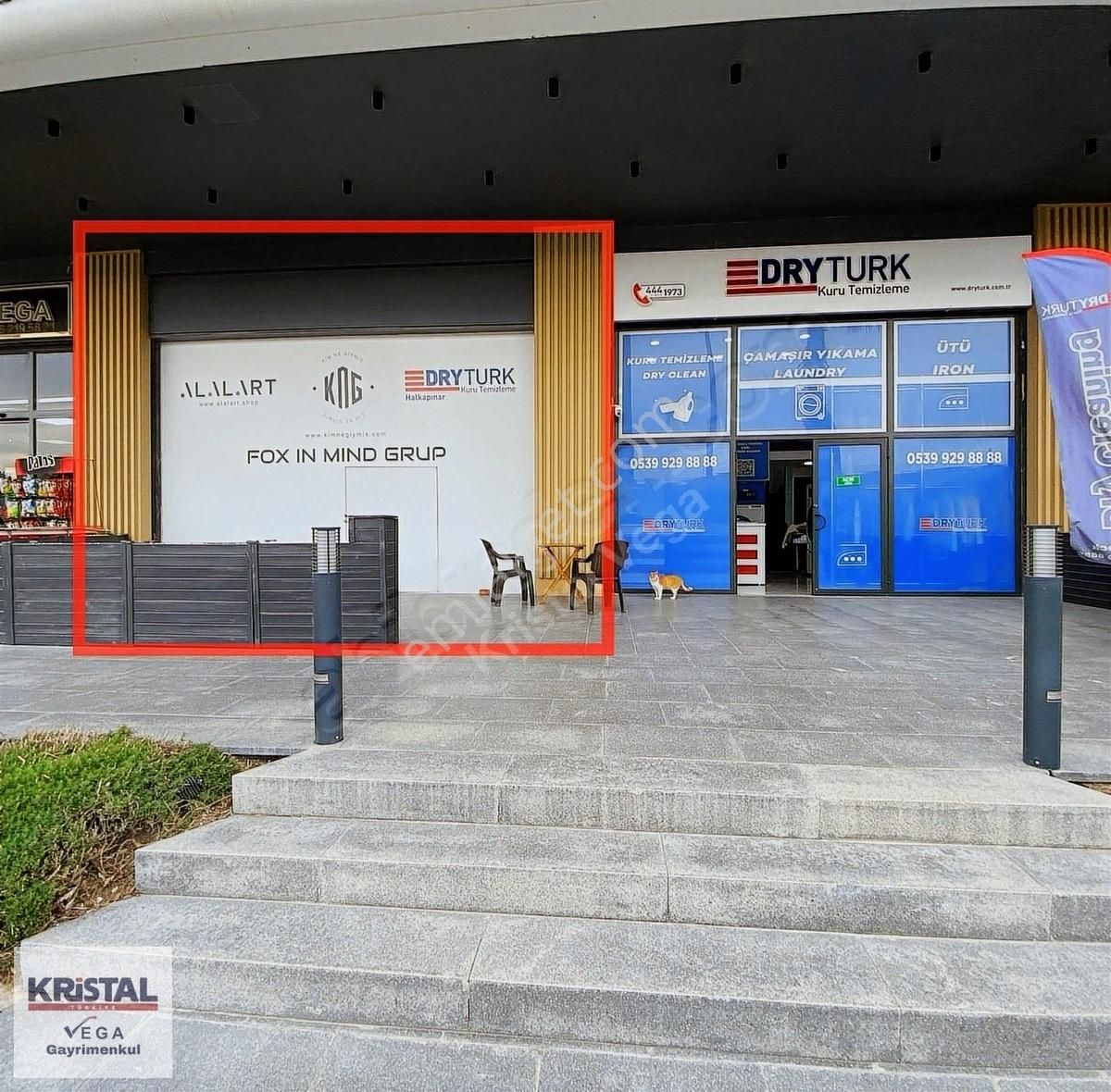 Folkart Vega'da Kiralık Ticari Dükkan & Ofis