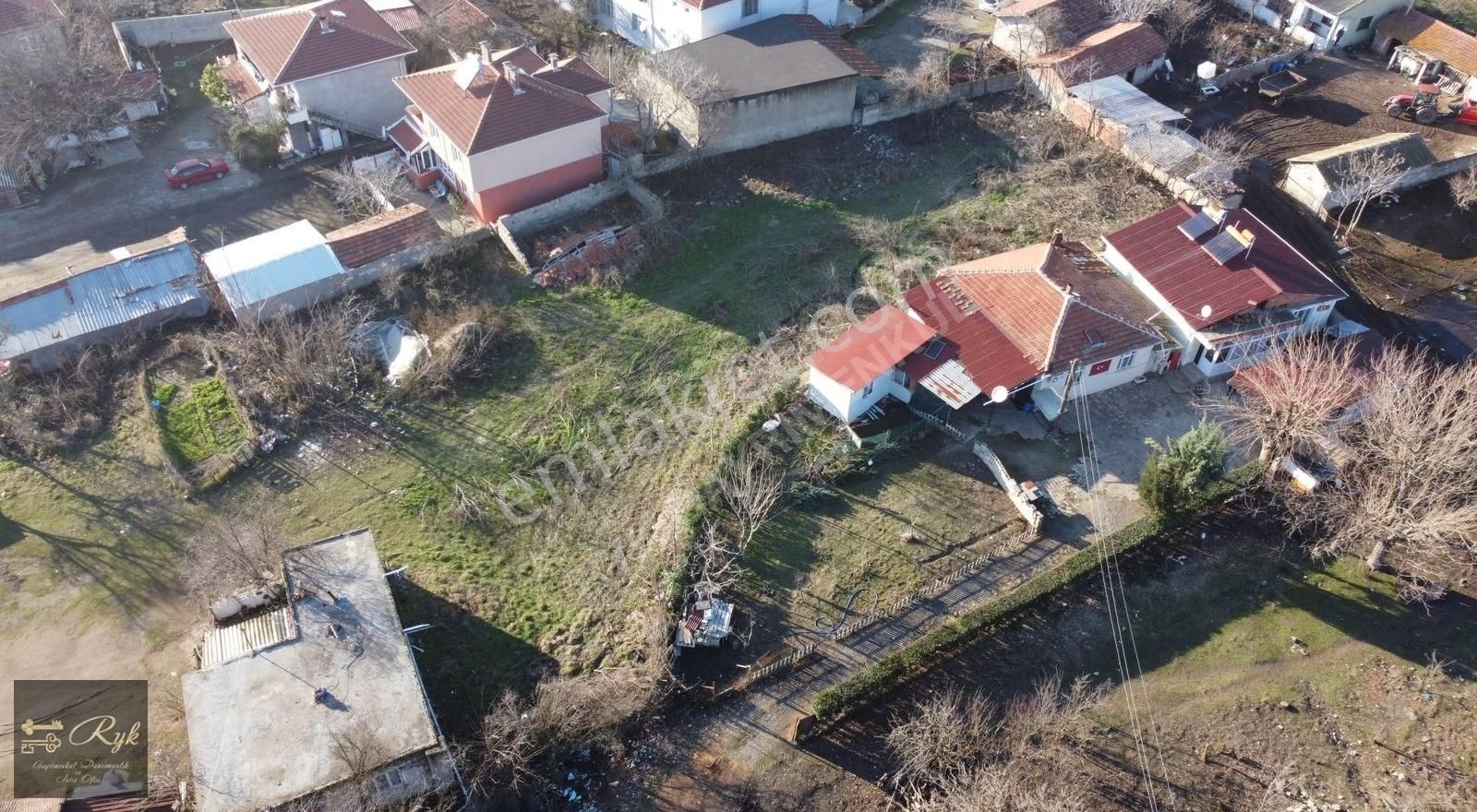 Çiftlikköyde 1.5 Dönüm Köyiçi İmarlı Tek Tapu Arsa !
