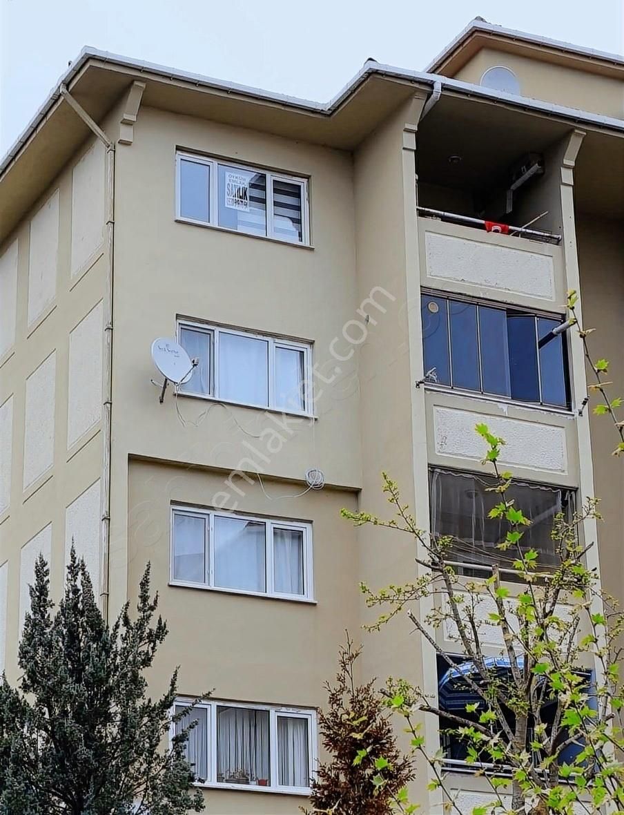 Camili Polis Lojmanları Yanı Satılık 2+1 Daire