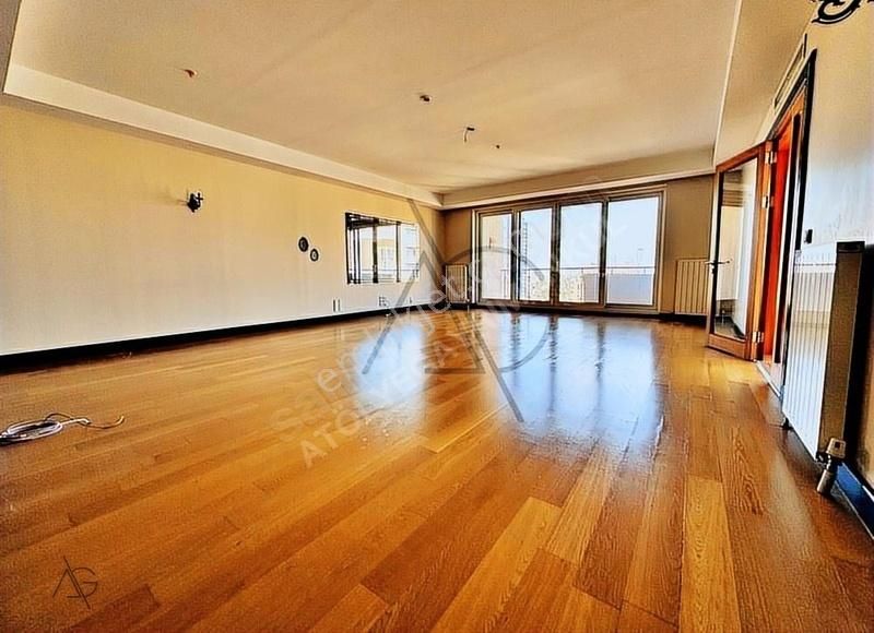 Ataşehir Ağaoğlu Dıamond 250 M2 5+1 Balkonlu Şehir Manzaralı Boş