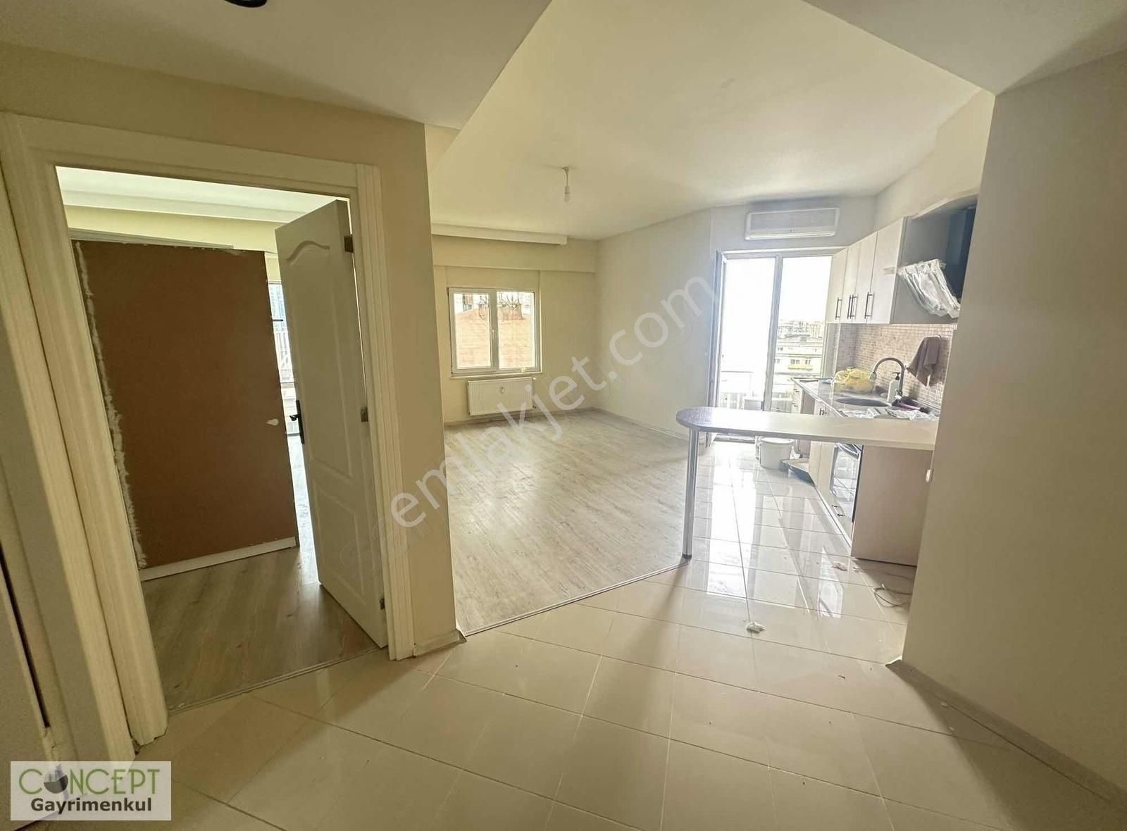 Cumhuriyet Mah Komşu Güvenlikli Sitede 1+1 Beypalas Kiralık