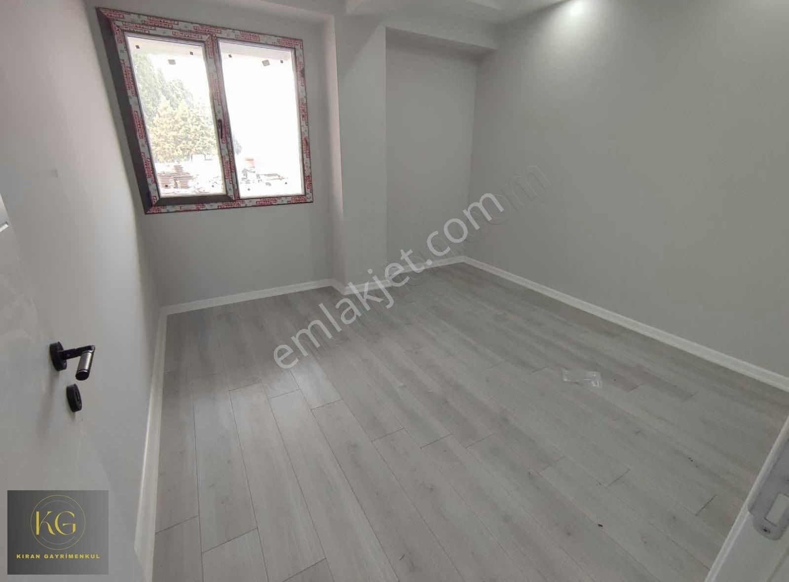 Manisa Yunusemre Muradiyede Full Yapılı 2+1 Daire