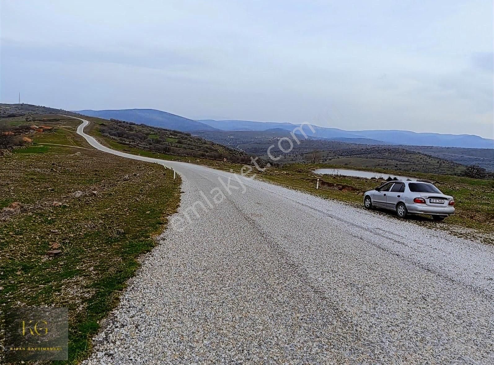 Manisa Yunusemre Dazyurt Köyünde Satılık 7 Dönüm Tarla