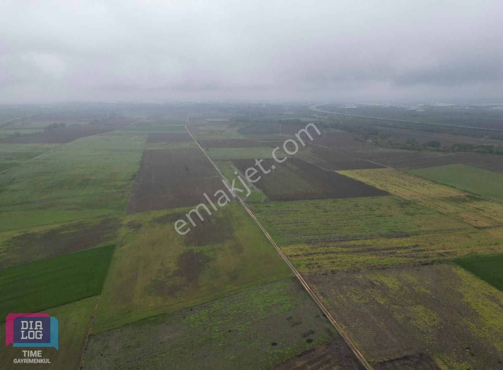 Canbalı'da 2047m2 Tek Tapu Kadastroya Cephe Fırsat Arazi