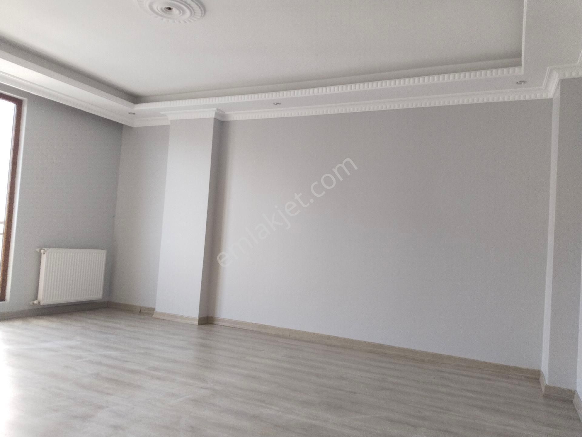 İstanbul Sultangazi Gazi Mahallesi Satılık Dubleks Daire