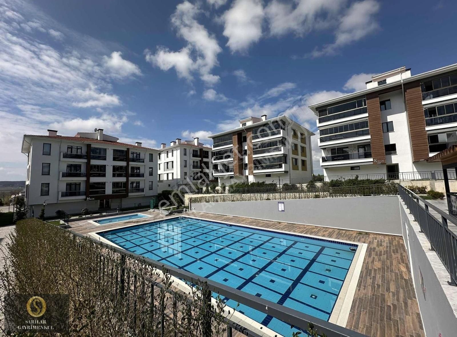 Sarılar'dan Güçlübey Vadisinde Lüx 2+1 Satılık Daire