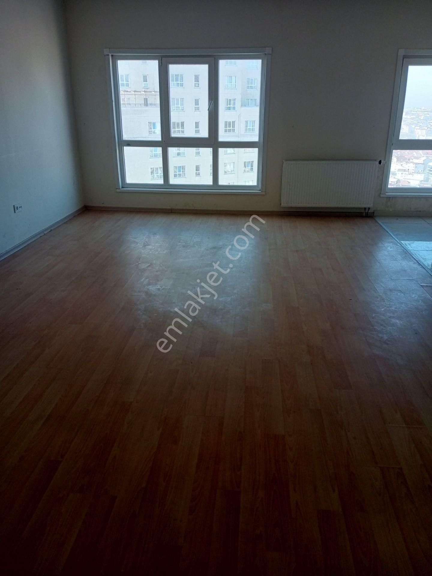Startowersta Evebeyn Banyolu 2+1 Satılık Daire