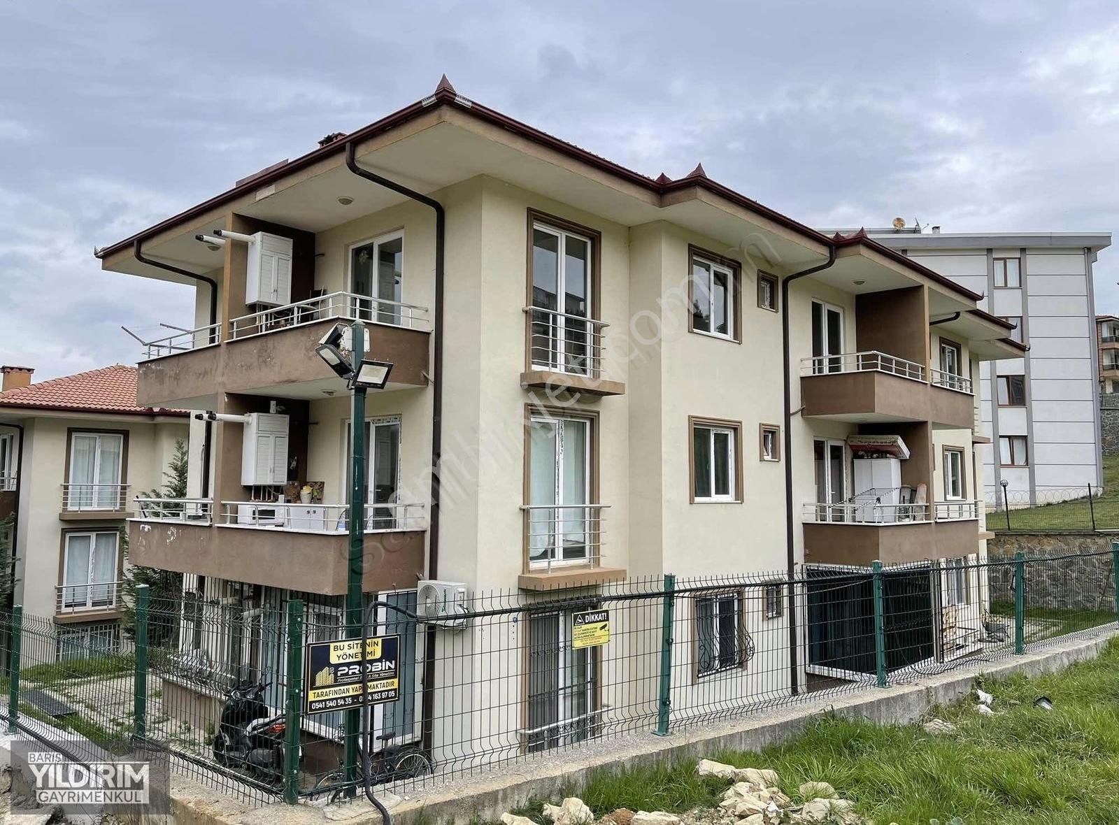 Fırsat!!! Rumeli Apartlarında Ön Cephe 3. Kat 2+1 Apart