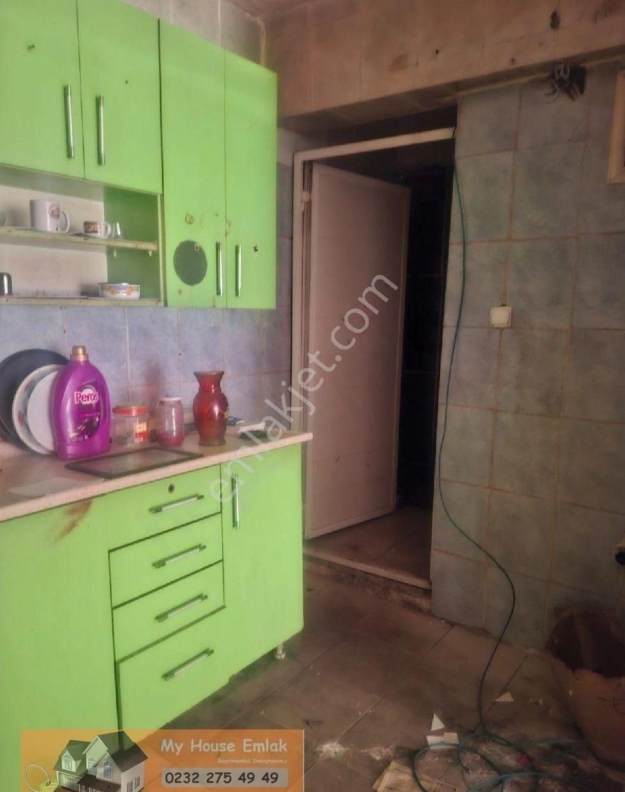 Yeşilyurt Şükrü Karaduman Caddesi Reis Mahallesi'nde Cadde Üzeri Kiralık Dükkan