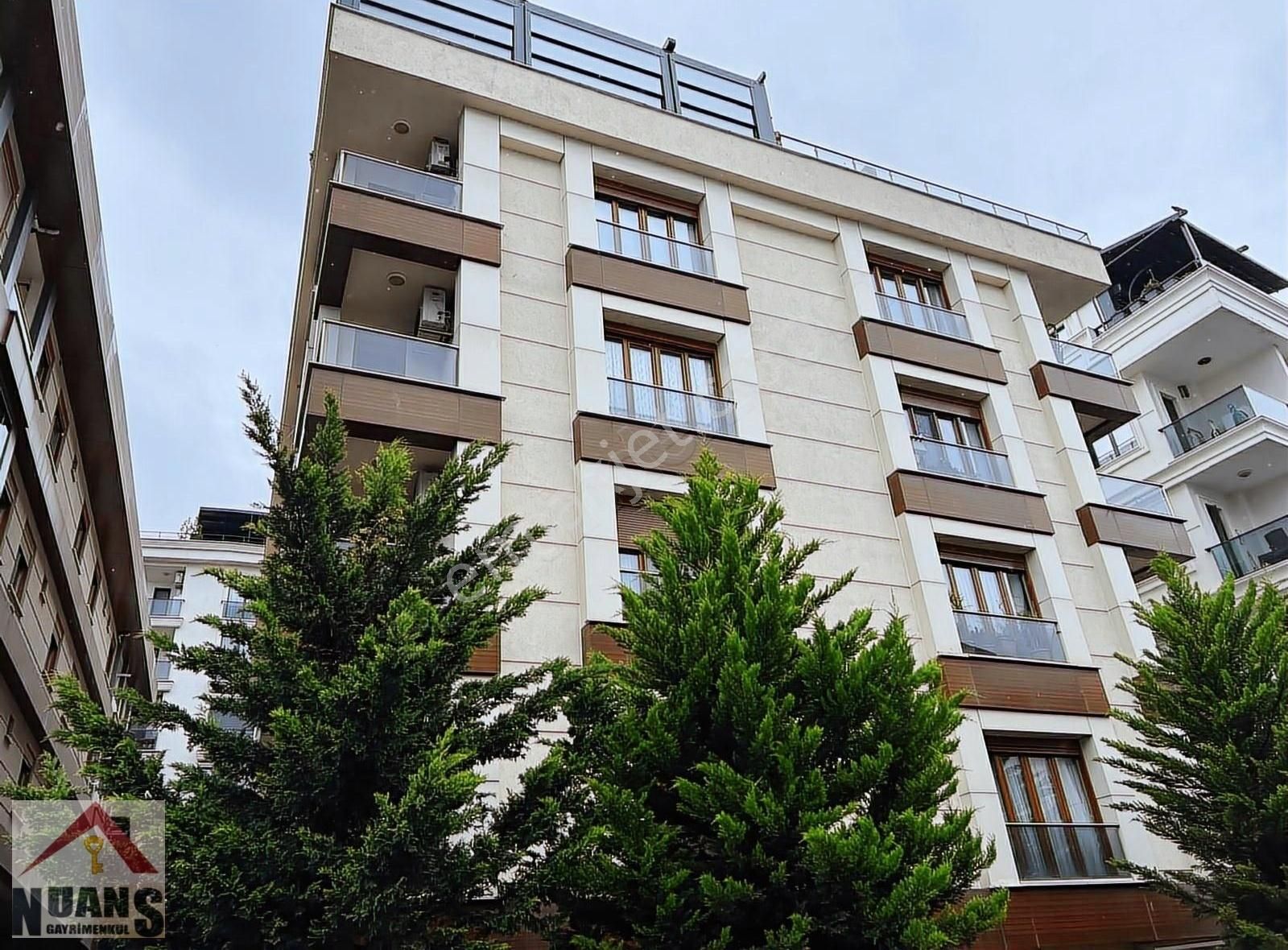 Nüansdan İdealtepe Sahilde Marmaraya Yakın Deniz Manzaralı 165m2