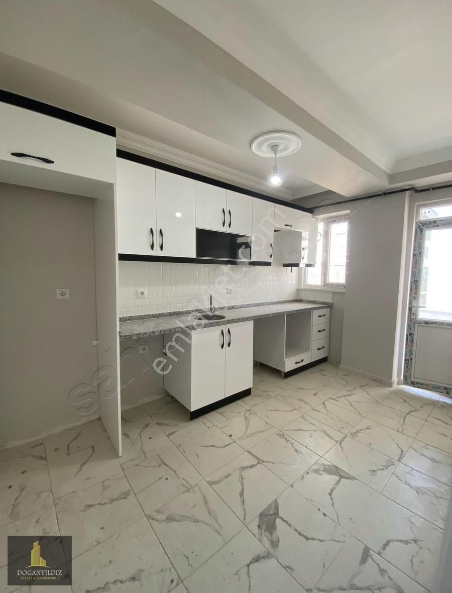 Kiralık Daire 2+1 Geniş Arakat Okular Bölgesine Yakın