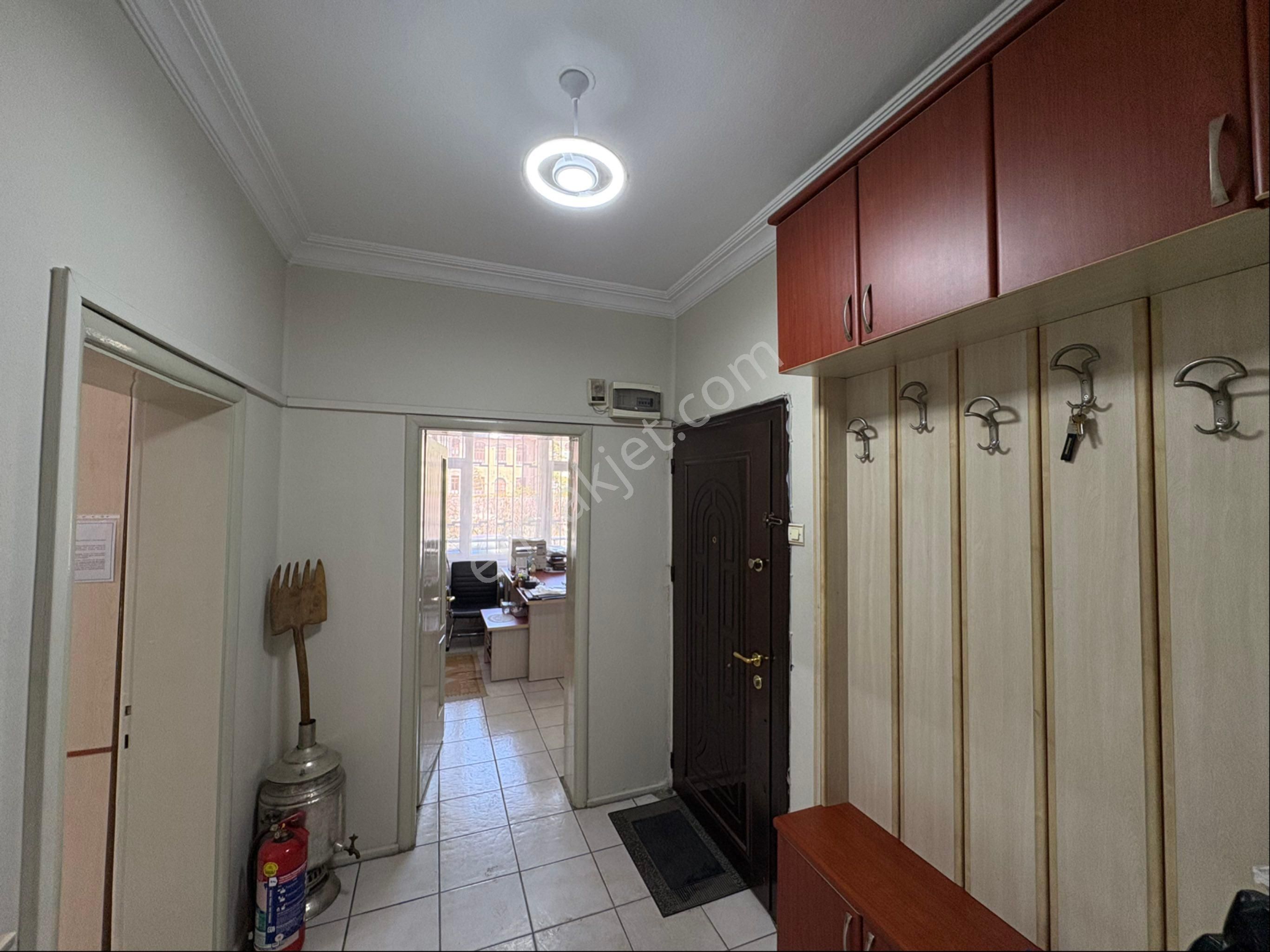 Dumlupınar Mahallesi Afyon Lisesi Arkası Satılık 3+1 Daire - Görsel 4