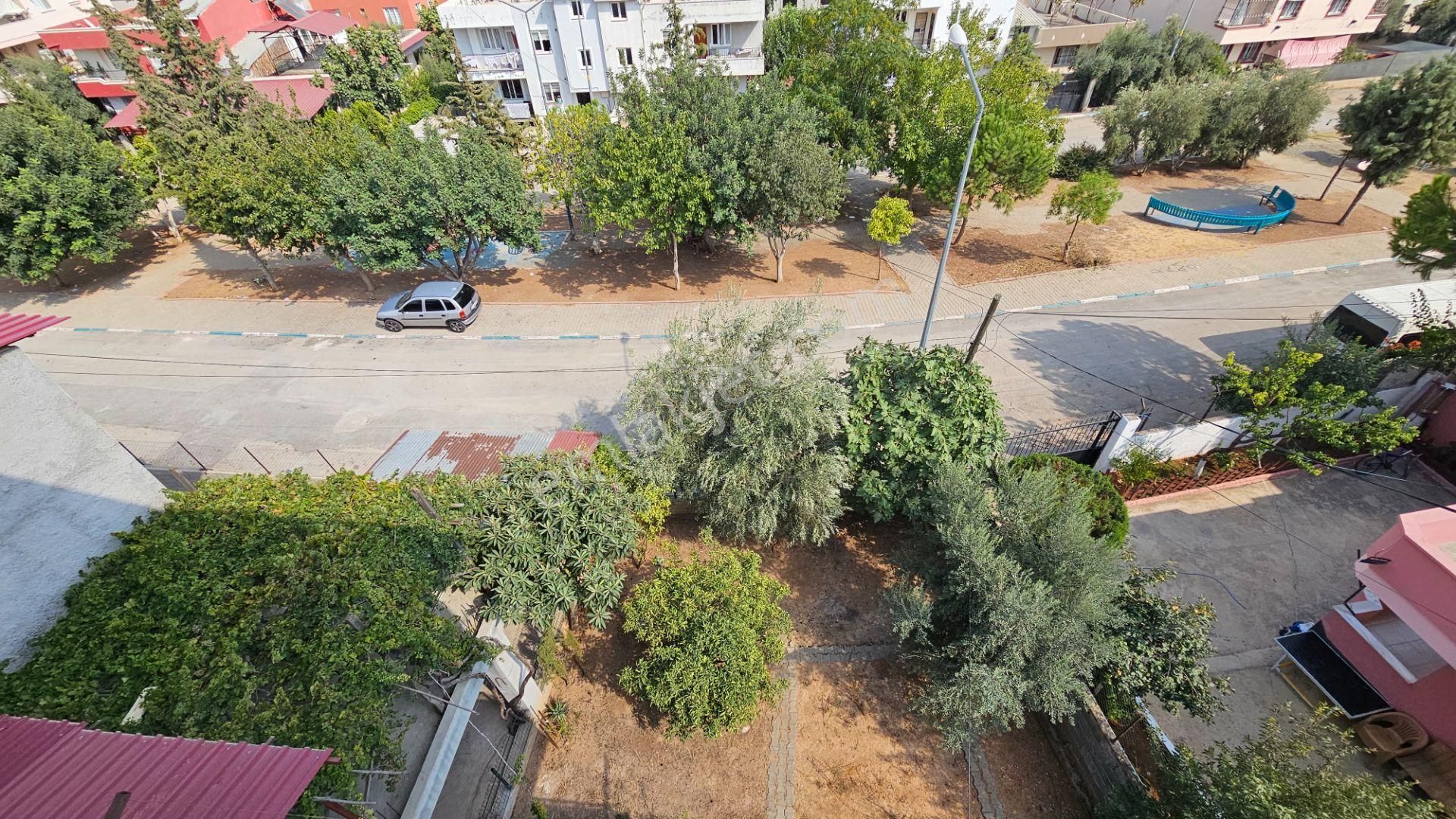 Sahibinden Satılık Temiz Ve Bakımlı Daire! 3. Kat! ( Takaslı )
