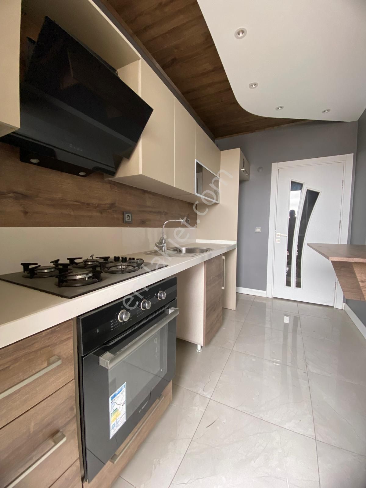Akevler'de Satılık Lüks 2+1 Butik Site İçinde Daire