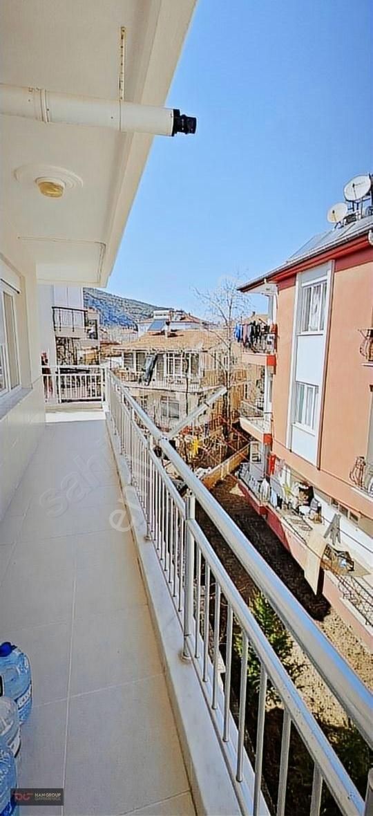 Han Gayrimenkul'den Sıfır Ayarında 3+1 Doğalgazlı Lux Daire