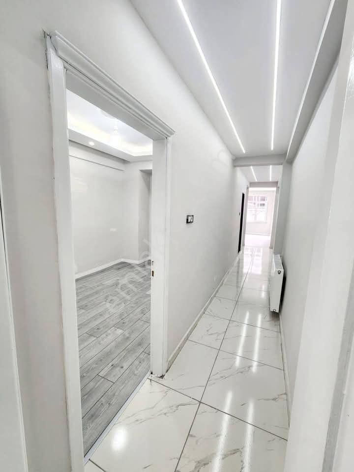 Samsun İlkadım Zafer Mahallesi'nde Sıfır Yapılı Masrafsız 2+0 Satılık Daire