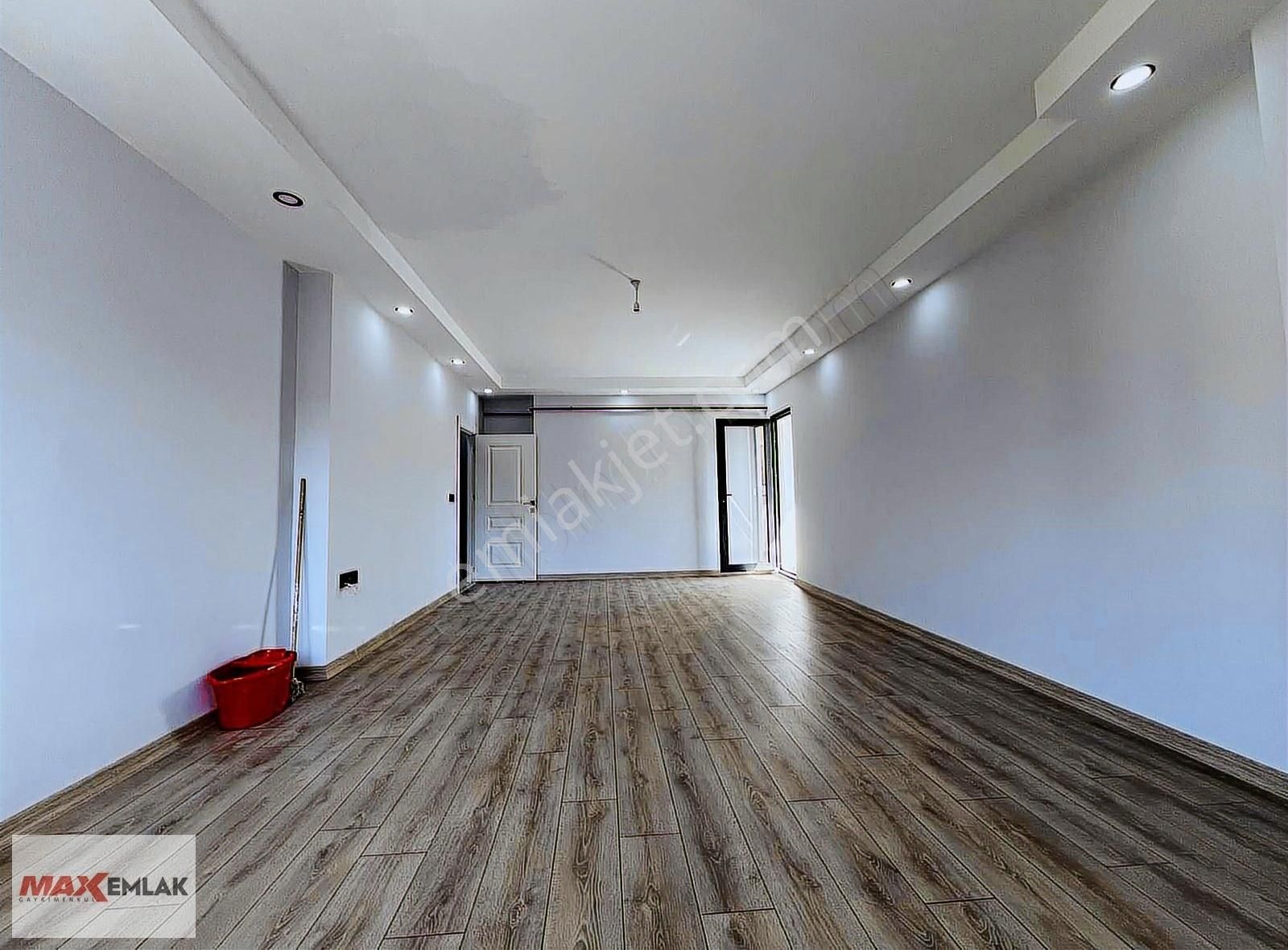 Bağlarbaşı Mh Satılık Deniz Manzaralı Asansörlü 4+1 Üst Dublex