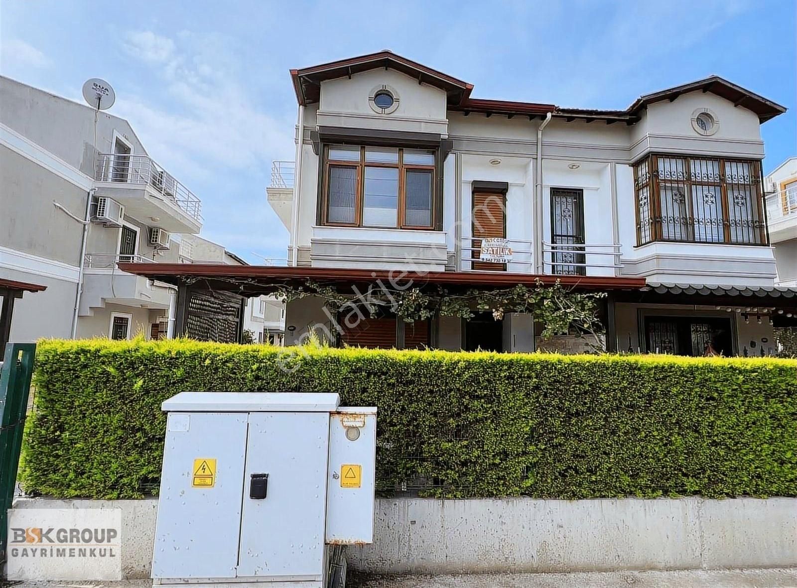 Bsk Group'dan Denize Sıfır Sitede Uygun Fiyata Villa..!