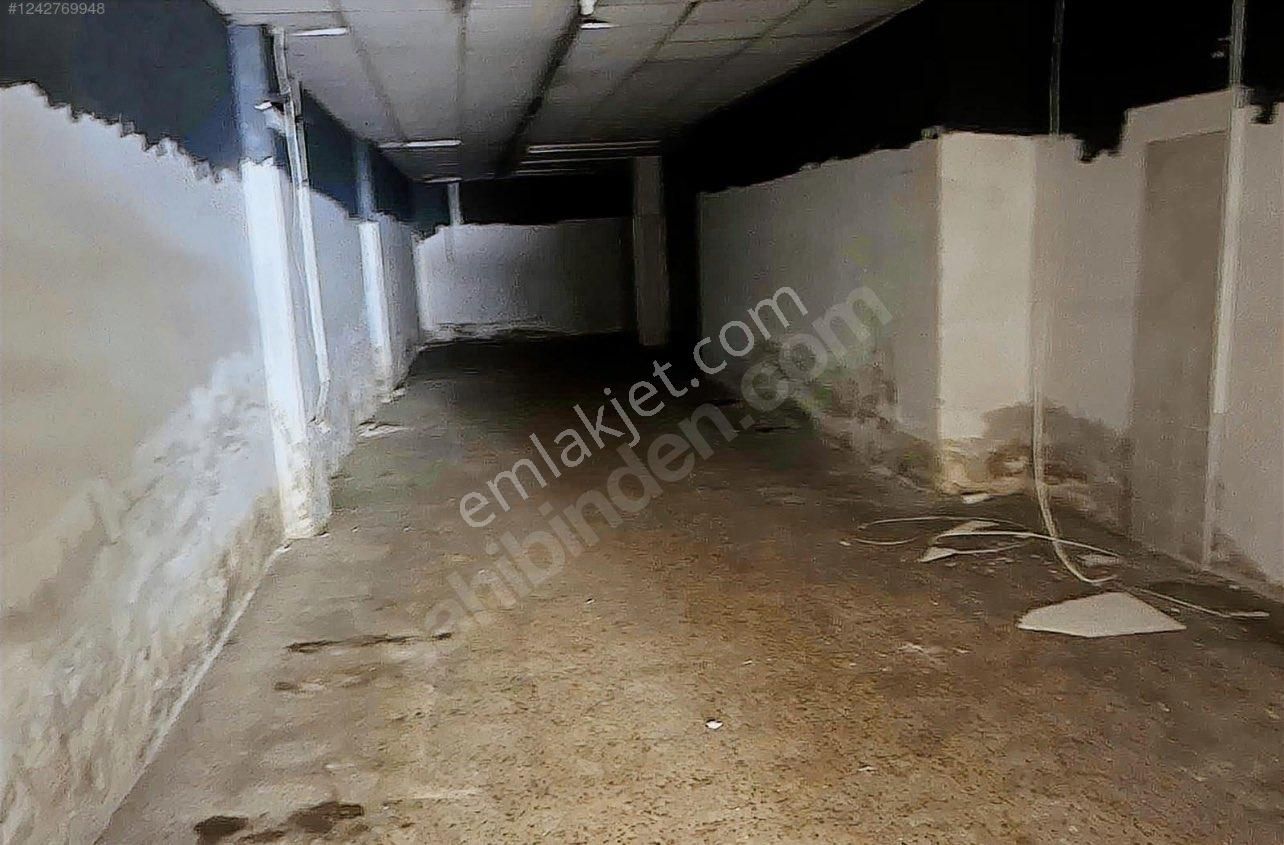 Naz Emlaktan Gazi Caddesi Üzerinde Kiralık Depolu Dükkan Mağaza İşyeri