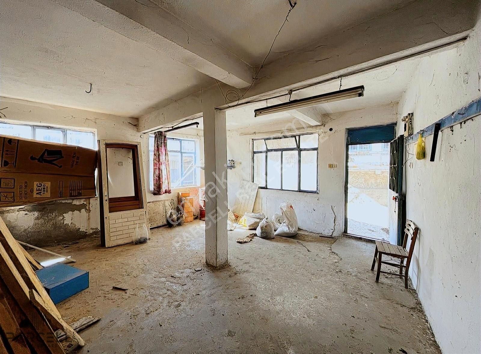 Balıkesir Bigadiç Turfullar Mh. Satılık Komple Bina - Görsel 31