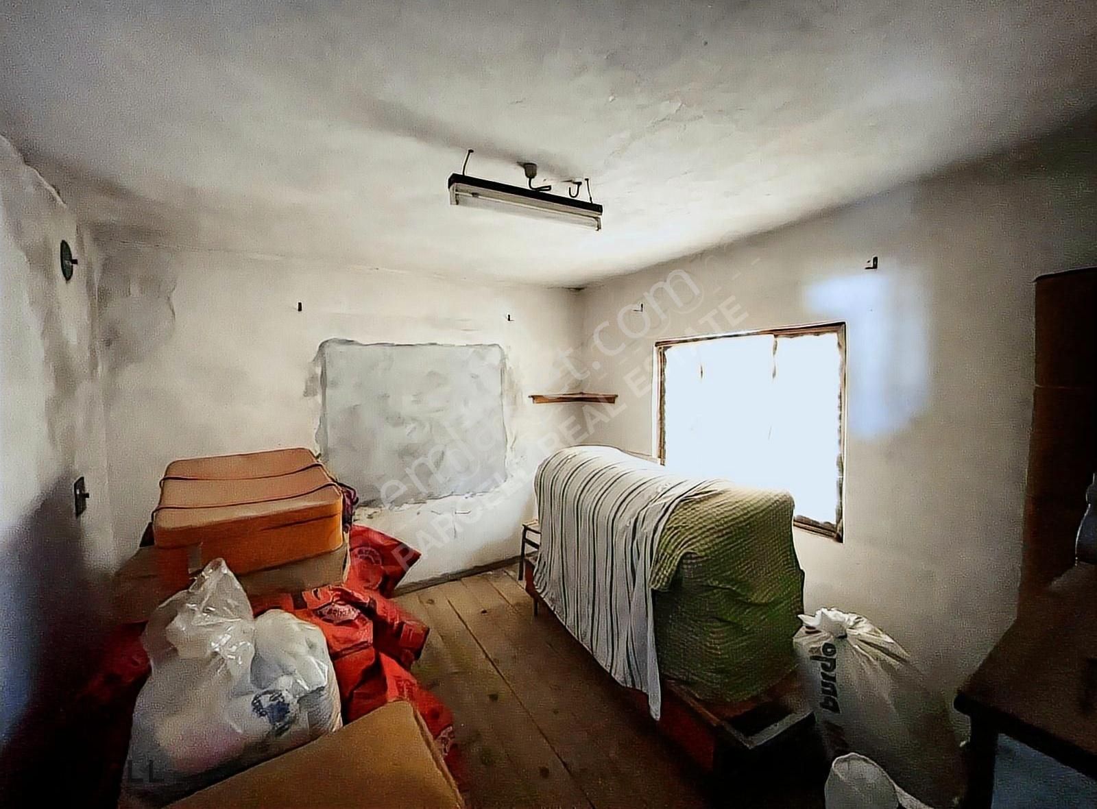 Balıkesir Bigadiç Turfullar Mh. Satılık Komple Bina - Görsel 16