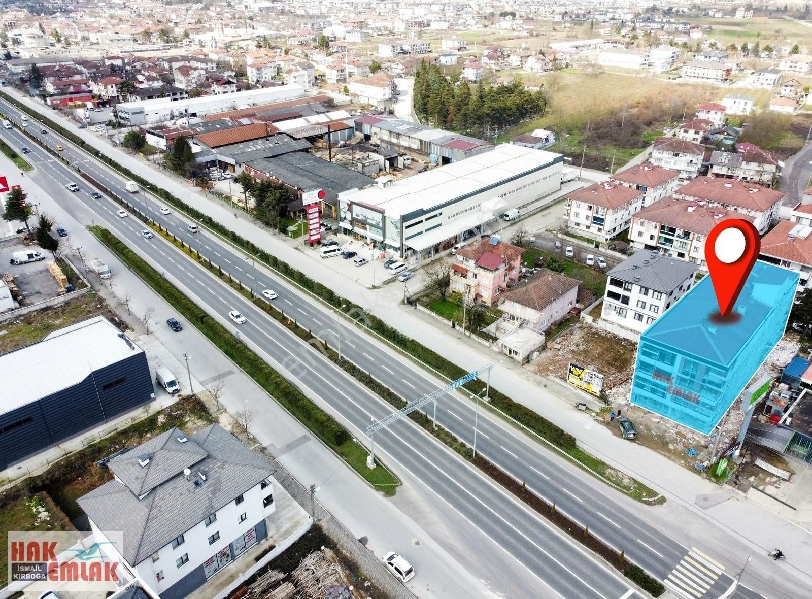 Hak Emlak'tan Cumhuriyet Mahallesinde Satılık 3+1 Daireler - Görsel 3