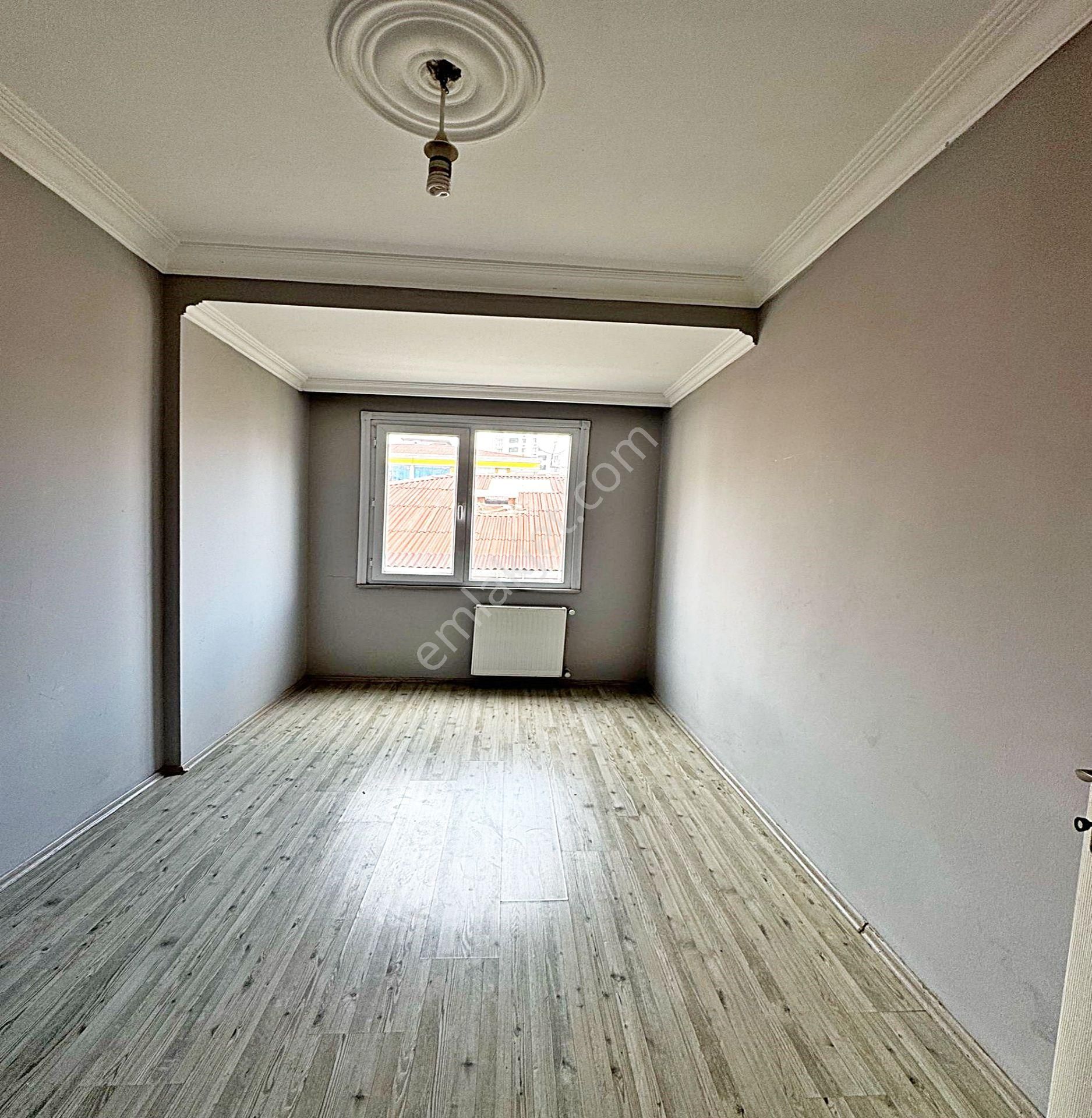 Metrobüse Yakın 2+1 Yeni Bina 110m2 İskanlı Merkezi Konumda Satılık Daire - Görsel 6