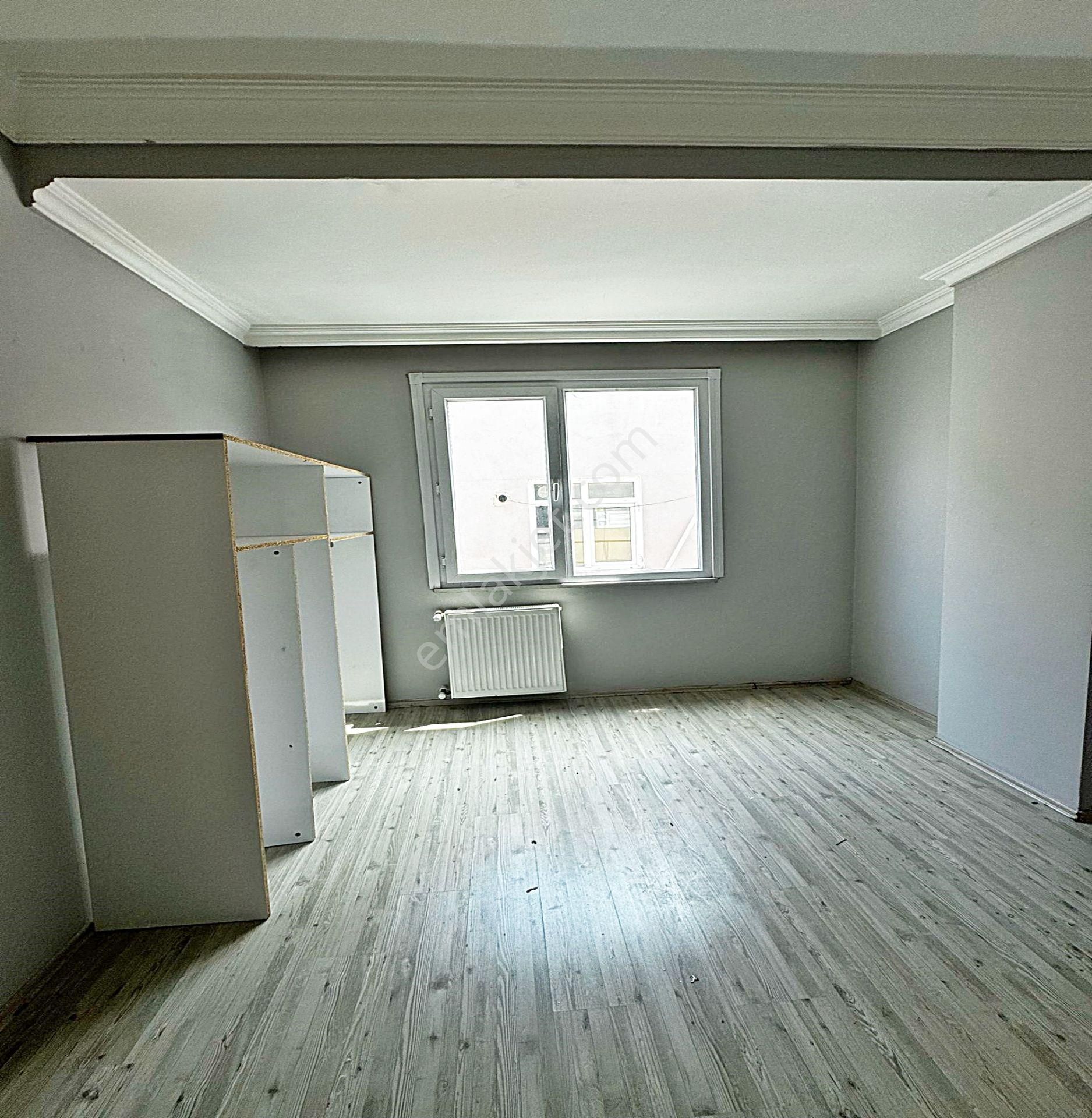 Metrobüse Yakın 2+1 Yeni Bina 110m2 İskanlı Merkezi Konumda Satılık Daire - Görsel 8