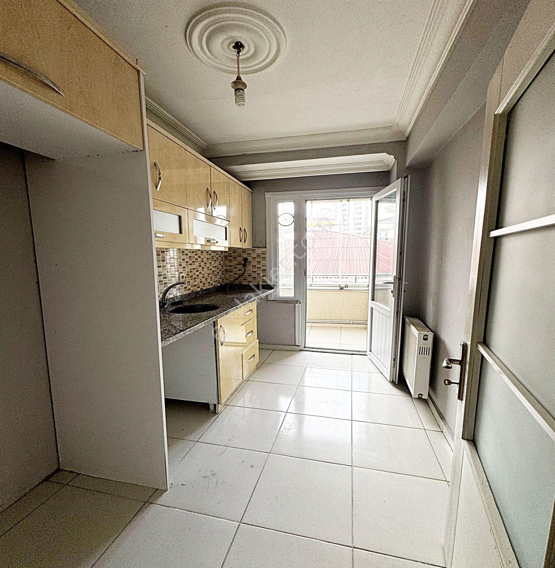 Metrobüse Yakın 2+1 Yeni Bina 110m2 İskanlı Merkezi Konumda Satılık Daire - Görsel 15