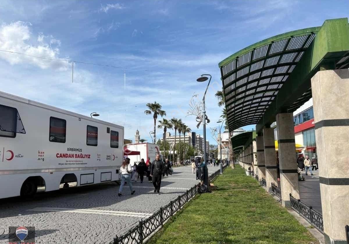 Kemeraltı Konak Elhamra Işhanında Asansörlü Wc Lı Satılık Ofıs - Görsel 19