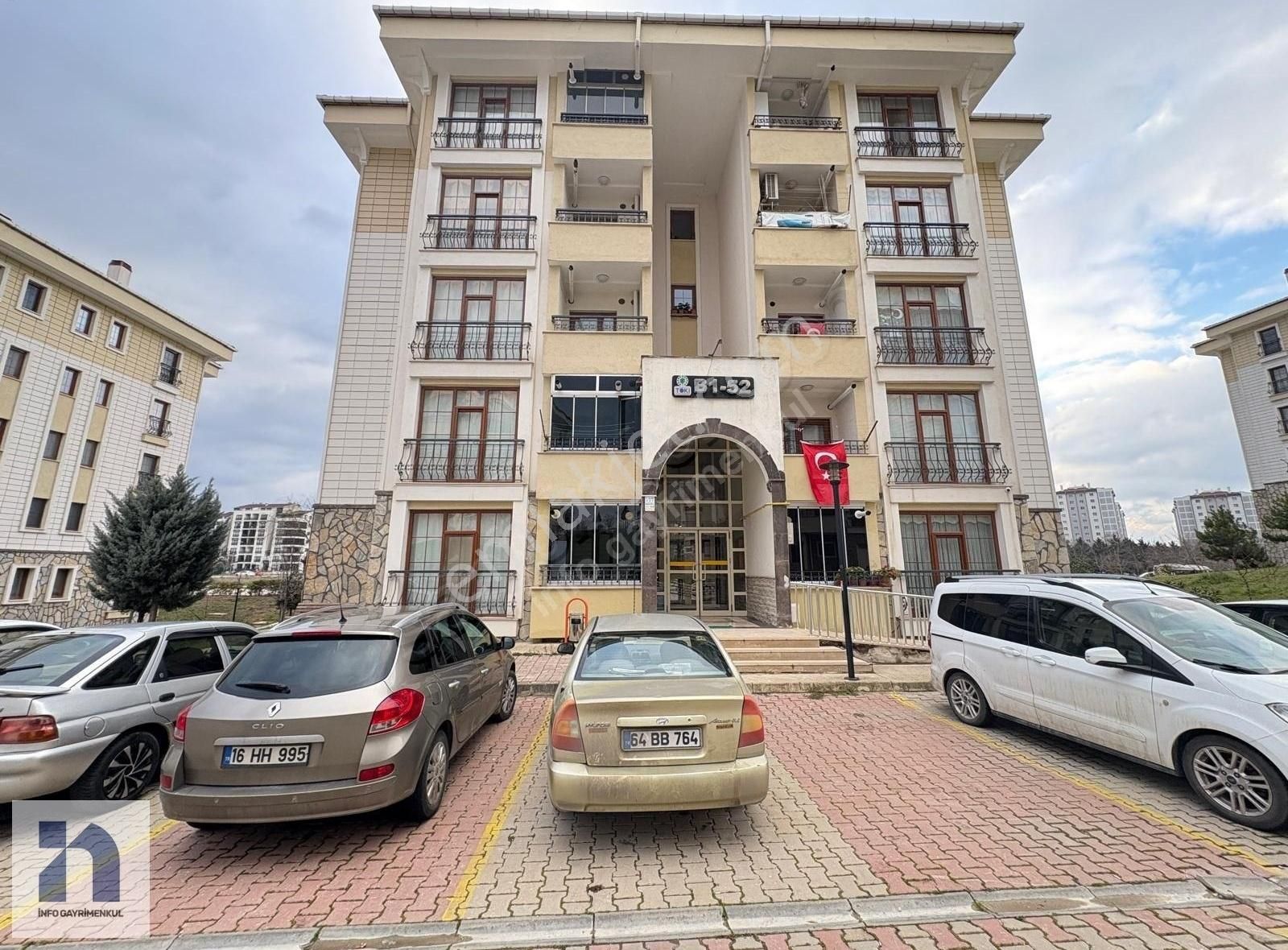 Balkan Mahallesi Emekli Toki Satılık 2+1 Daire