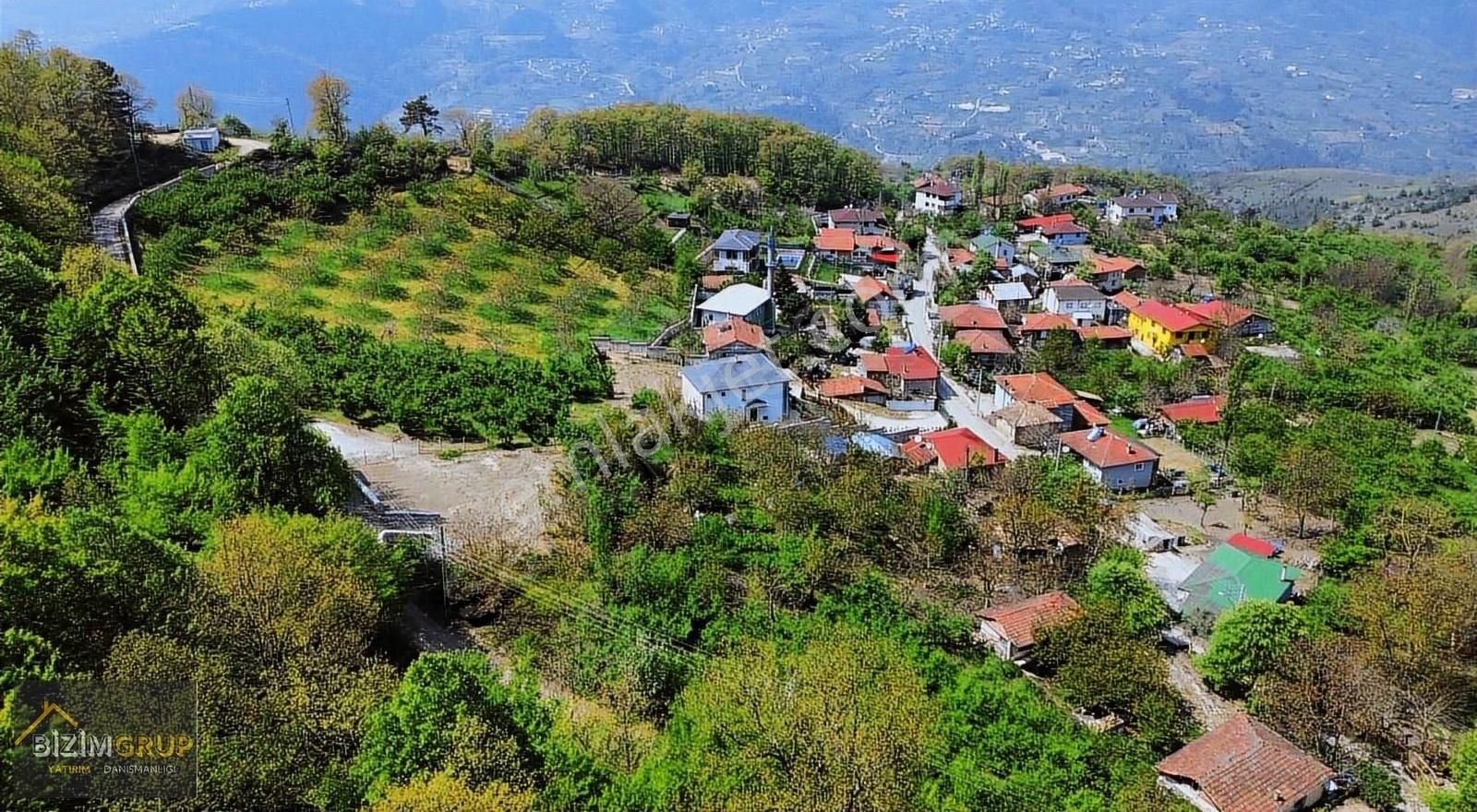 Geyve Akkaya 600m2 % 40 Konut İmarlı Müstakil Parsel Arsa