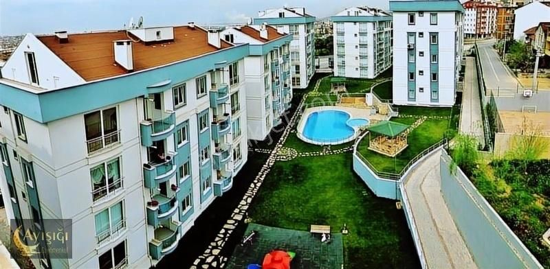 Gebze Köşklüçeşme Mh.sunalı Evler'de 3+1 Arakat Satılık Daire