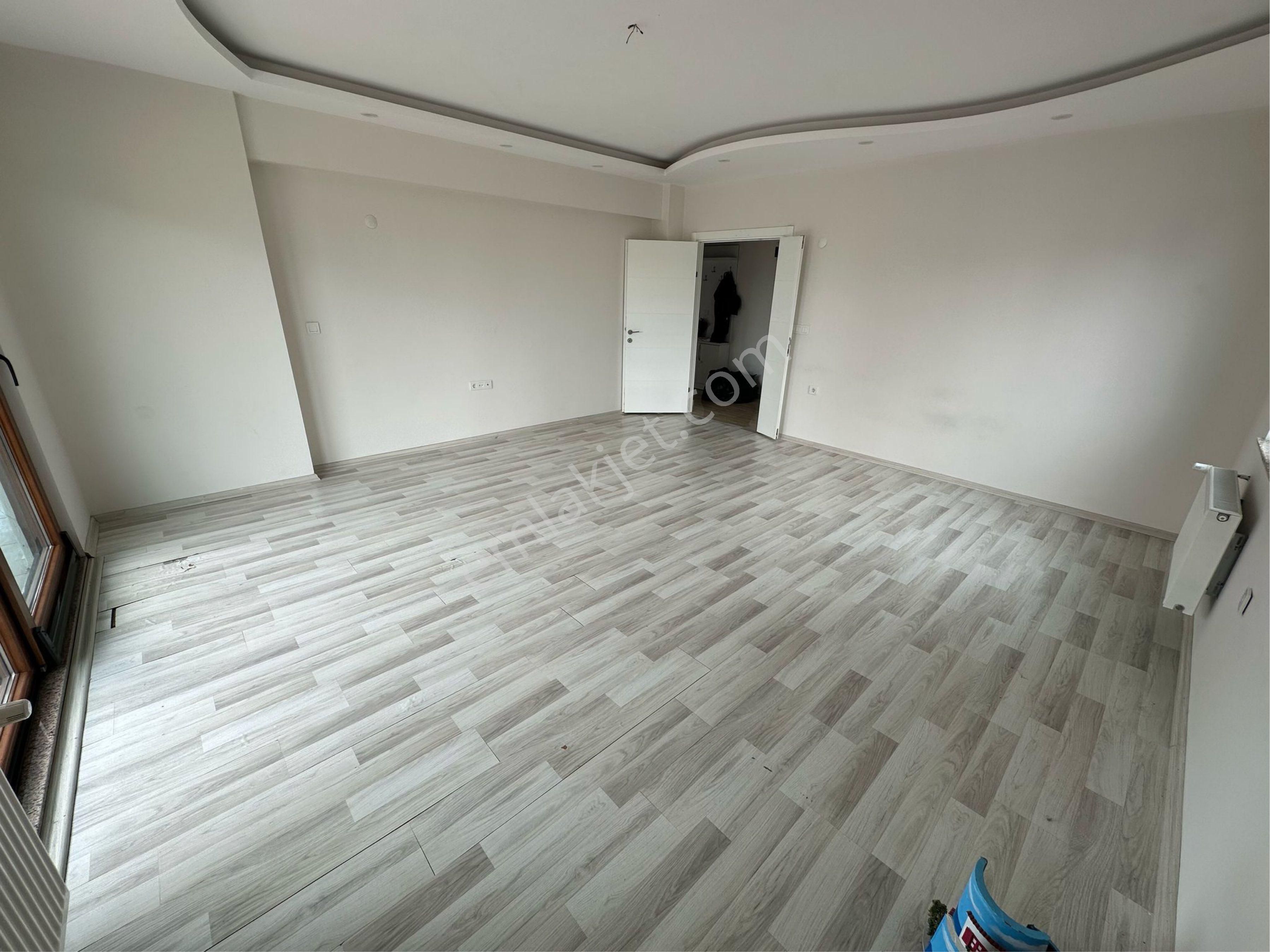Çanakkale Kepez Hamidiye Mah. Geniş Ve Ferah 3+1 Kiralık Daire