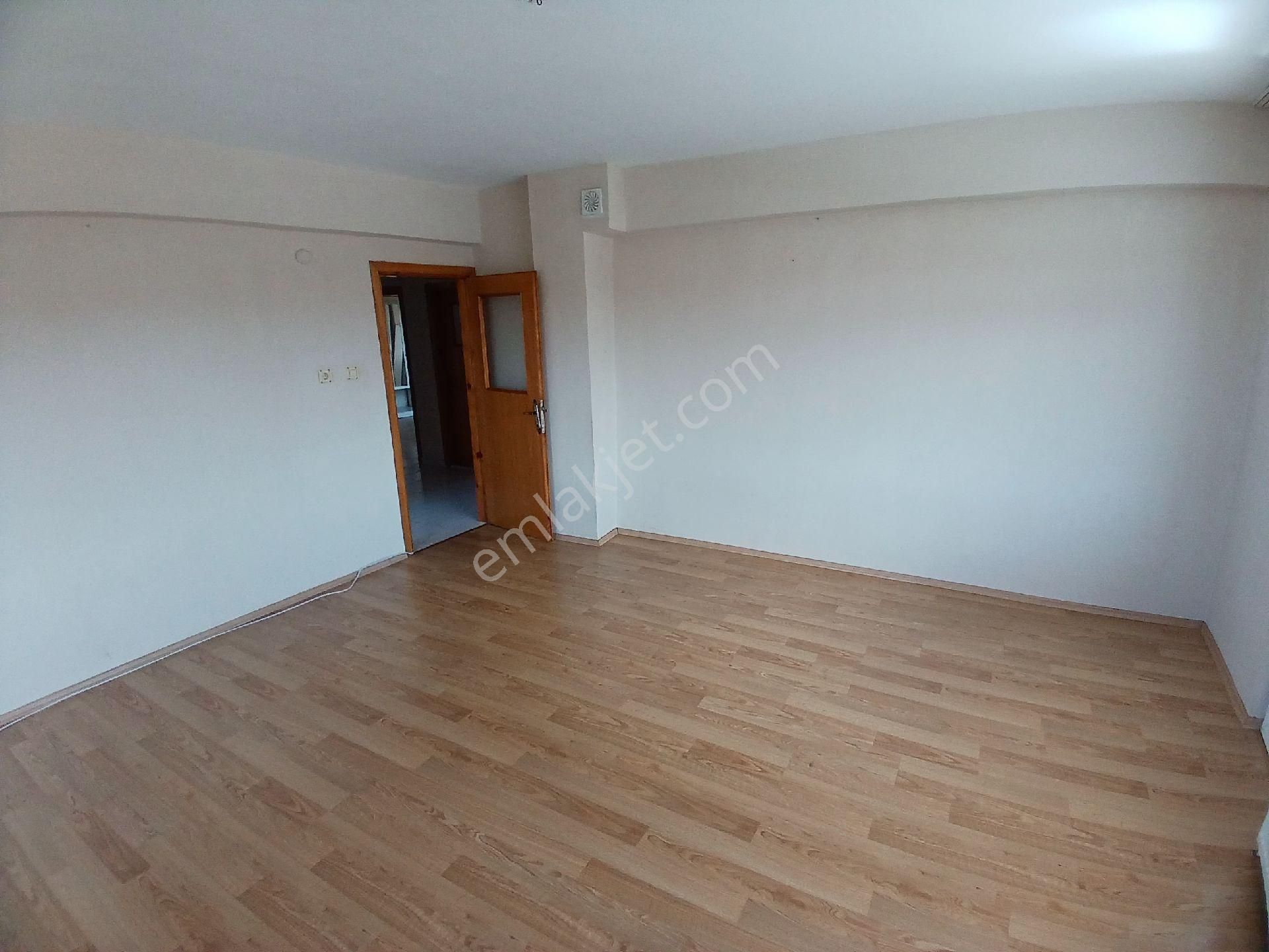 Tekirdağ Altınova Da Kiralık 3+1 Geniş Daire - Görsel 20