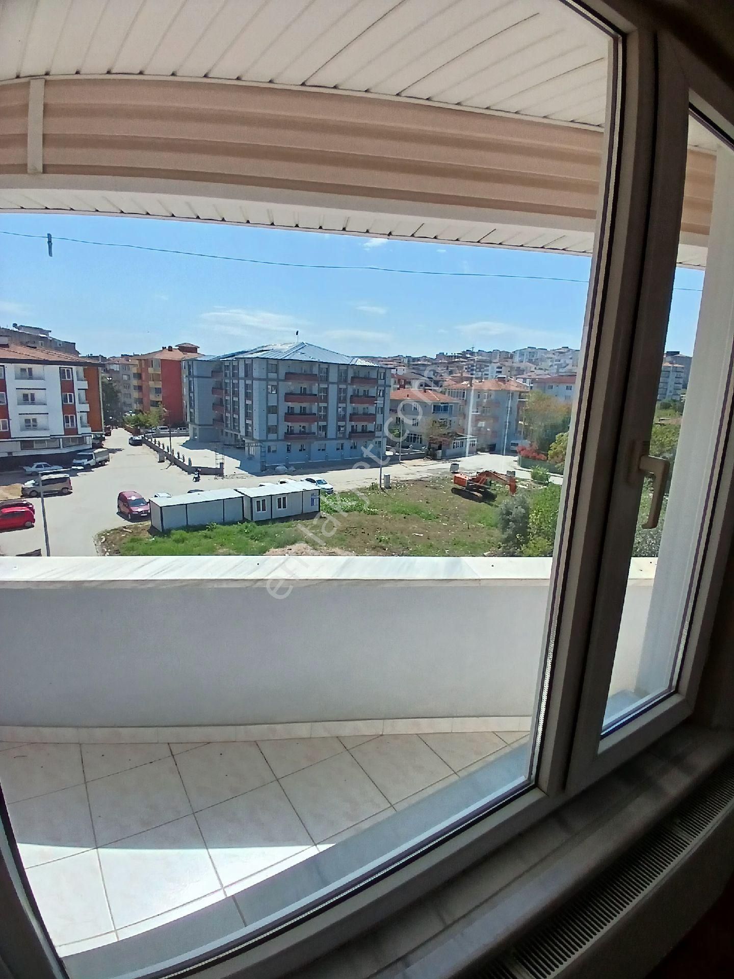 Tekirdağ Altınova Da Kiralık 3+1 Geniş Daire