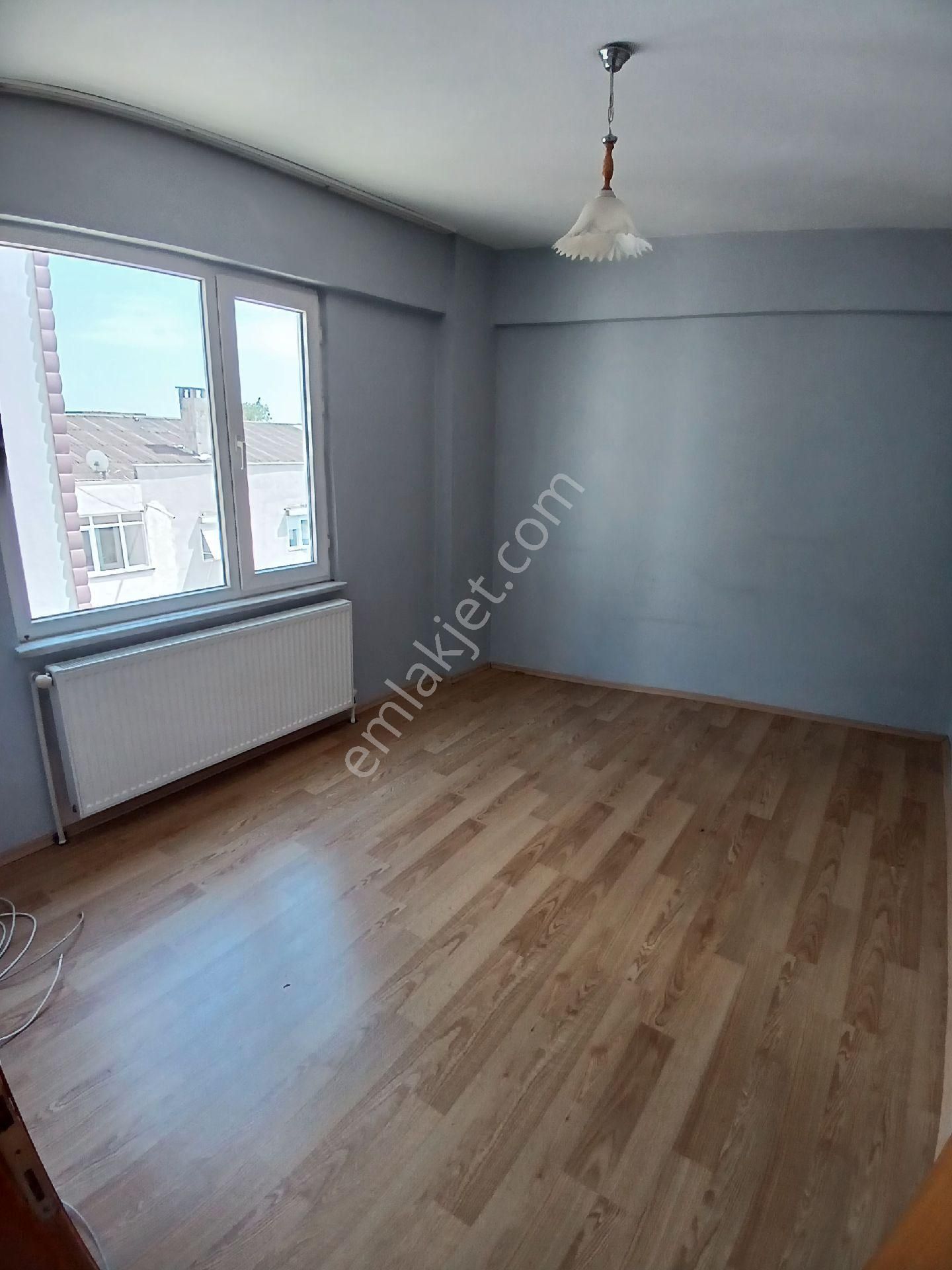 Tekirdağ Altınova Da Kiralık 3+1 Geniş Daire - Görsel 6