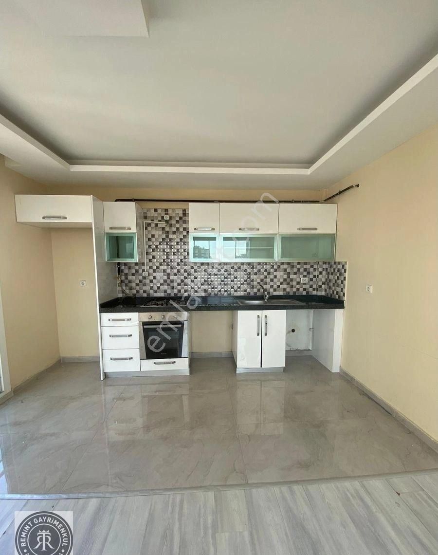 Seyhan Hasarsız 2+1 Pınar Mahallesi 6 Yaşında Doğal Gazlı Satılık Daire Cazipppppp