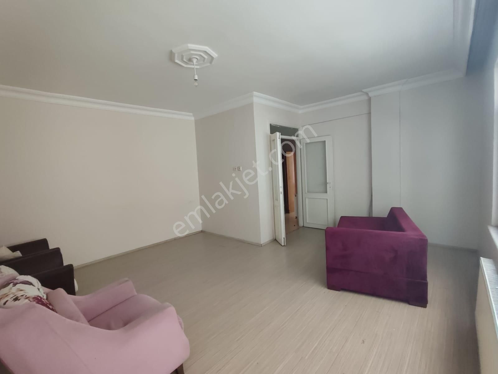 Bahçelievler Şirinevler Meydan Da Kiralık Daire