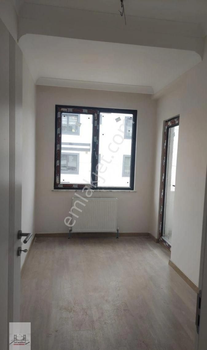 Bakırköy Z.baba Da Yücetarla Caddesi Üzerinde Sıfır Kat 3 2+1 - Görsel 6