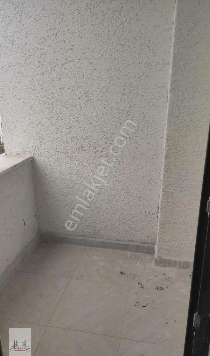 Bakırköy Z.baba Da Yücetarla Caddesi Üzerinde Sıfır Kat 3 2+1 - Görsel 24