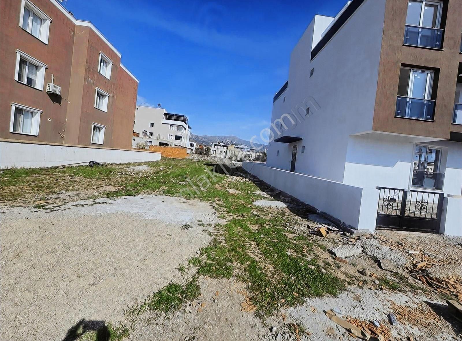 İzmir Aliağa Helvacı, Da 3 Kat İmarlı Fırsat Konut Arsası
