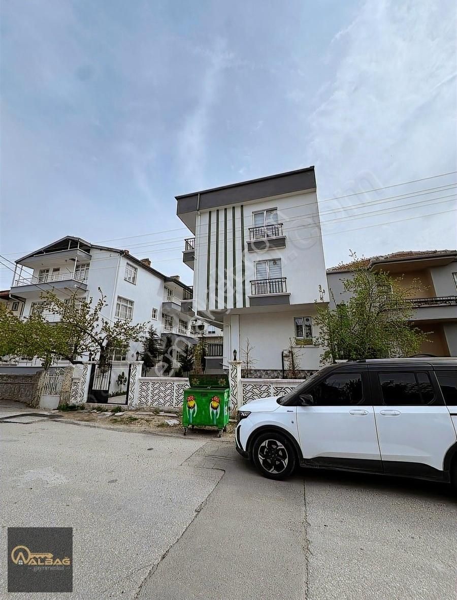 Albağ'dan Nakkaş Mah. Kiralık 1+1 Eşyalı Daire