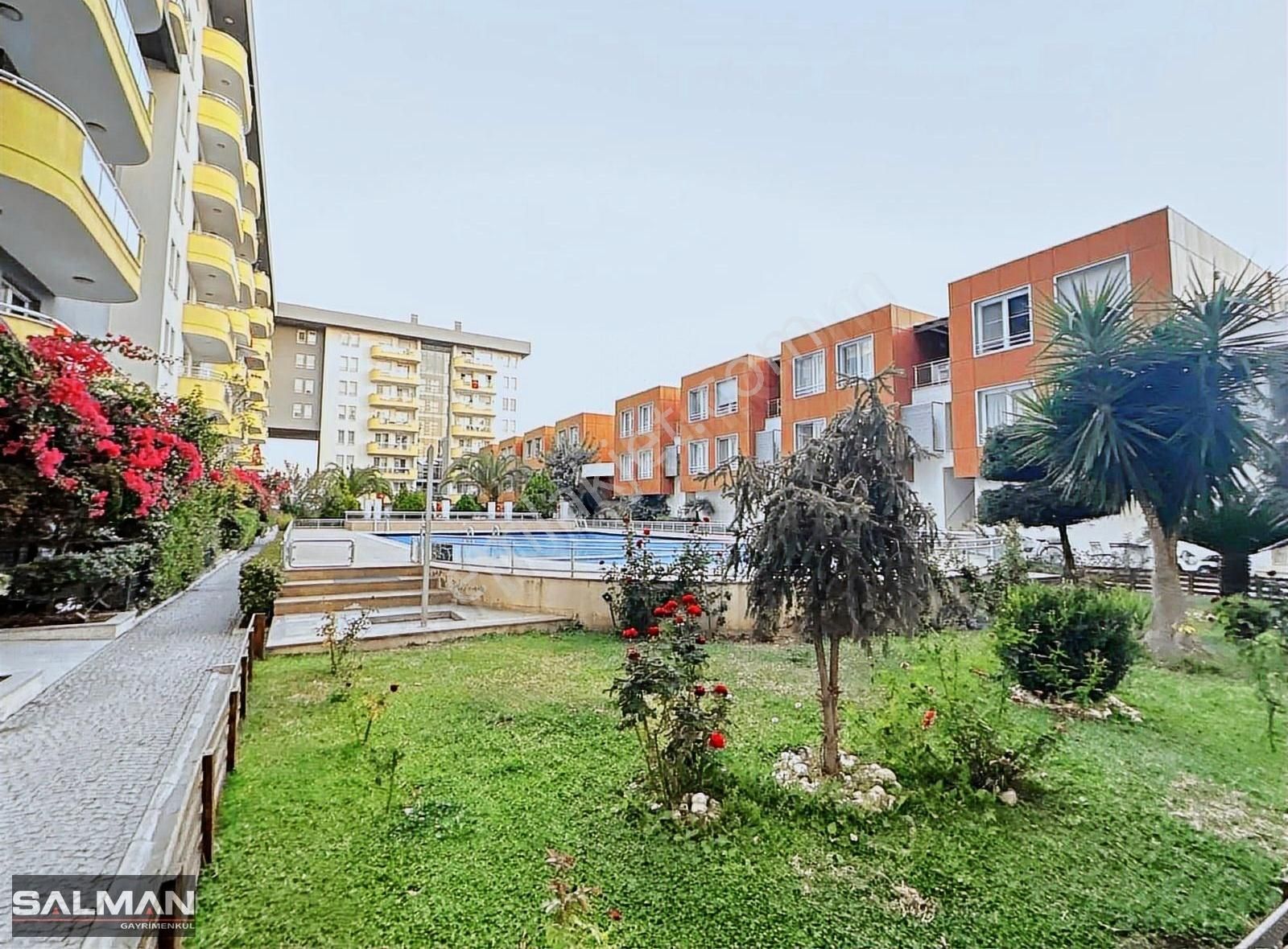 Salman'dan K'yaka Saklıbahçe Sitesinde Eşyalı Satılık 1+1 Daire