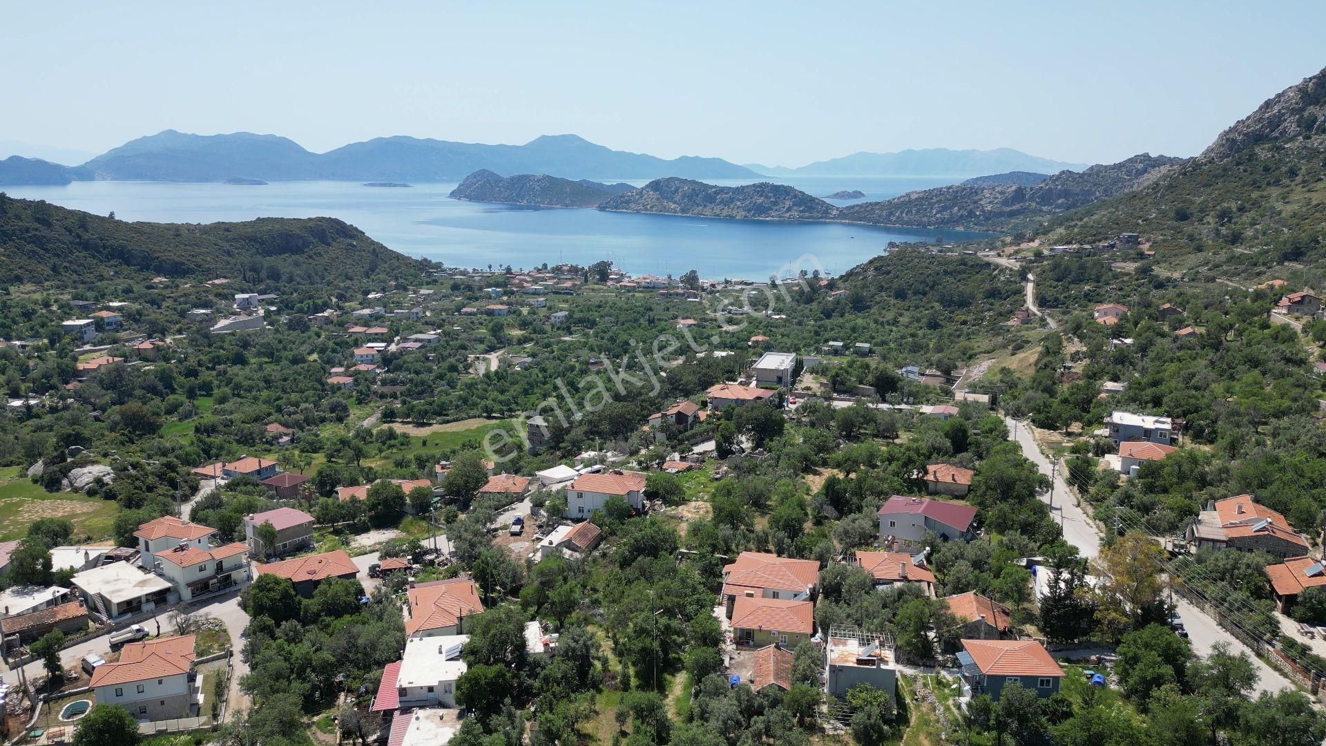 Joker: Marmaris Söğüt Deniz Manzaralı Kargir Ev Ve Arsası