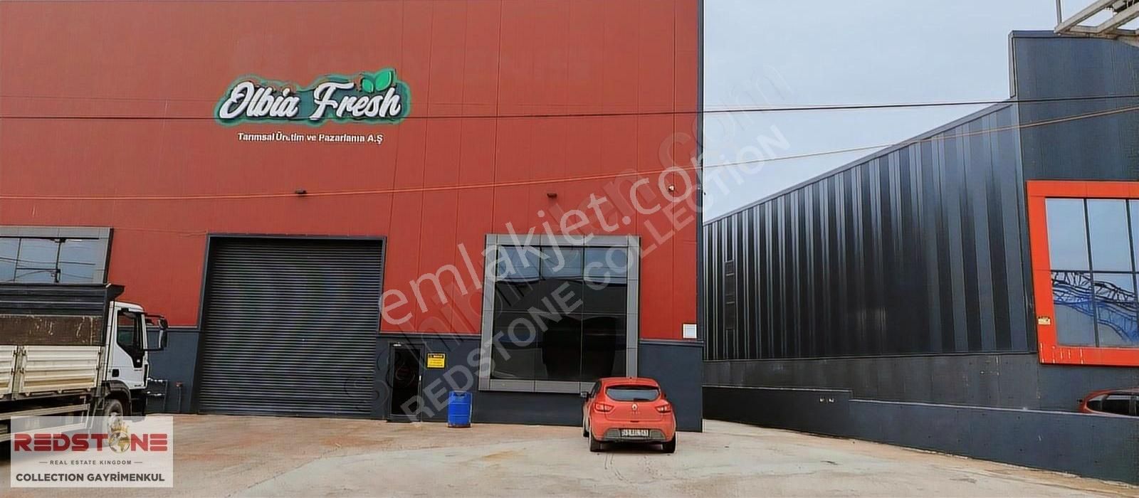 Kocaeli Başiskele Ovacık Bacalı Sanayi 1350 M2 Kiralık Depo