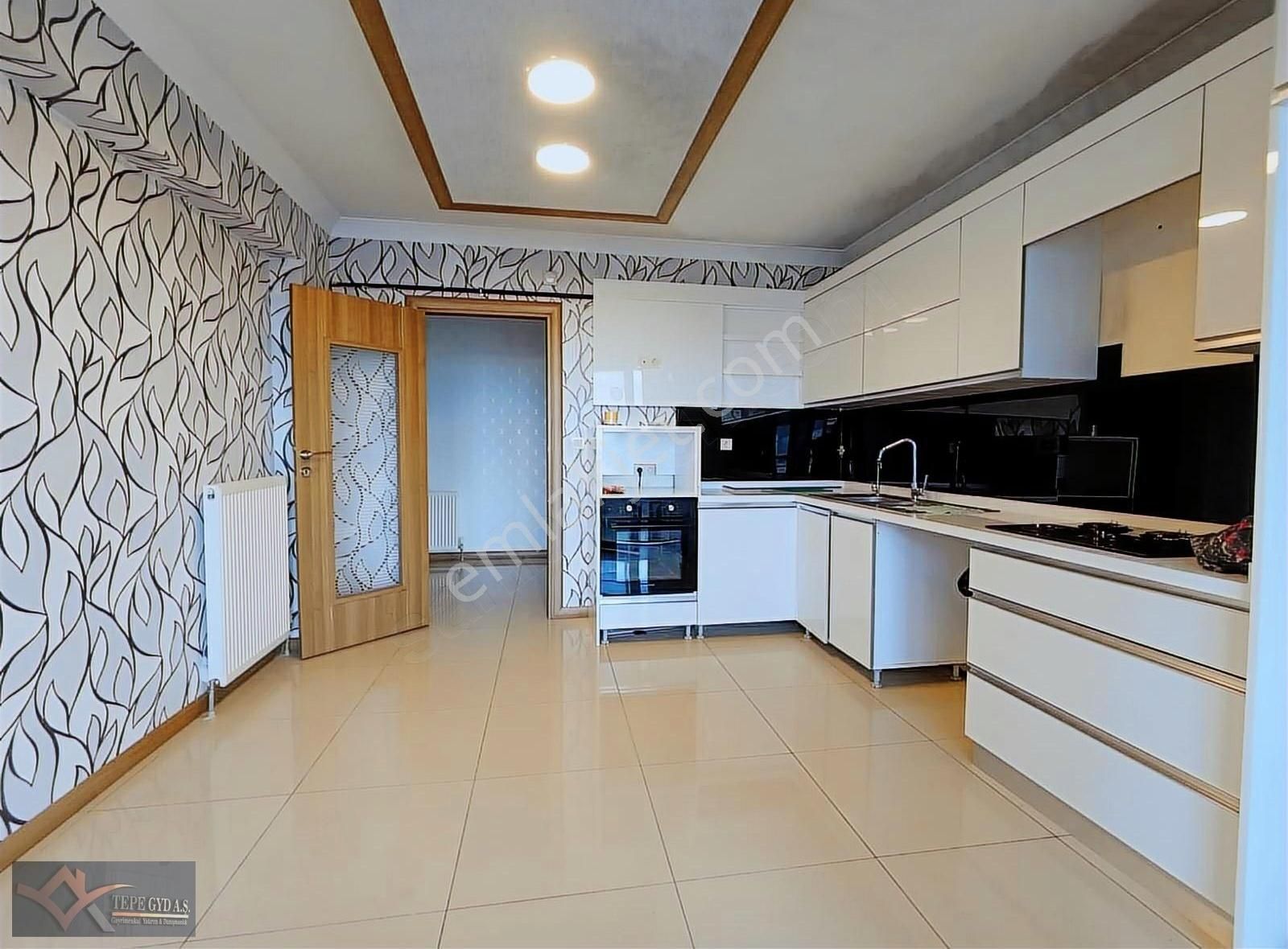Zümrüt Park Sitesinde 170 M2 3+1full Yapılı Full Manzaralı - Görsel 2