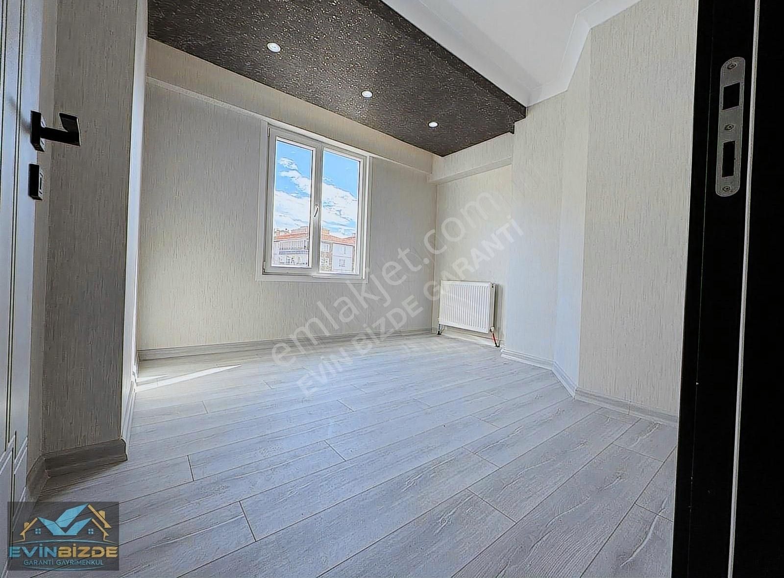 Keçiören Ufuktepe Köşebaşı Teras Lı 4+1 Satılık Daire